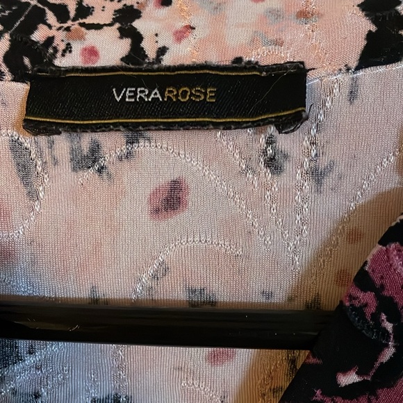 Blouse - Picture 2 of 2